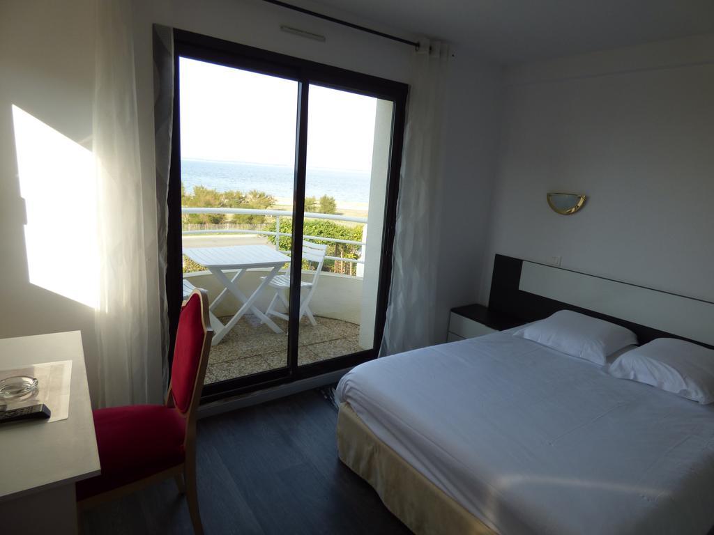 Hotel Castel Moor Le Croisic Bagian luar foto